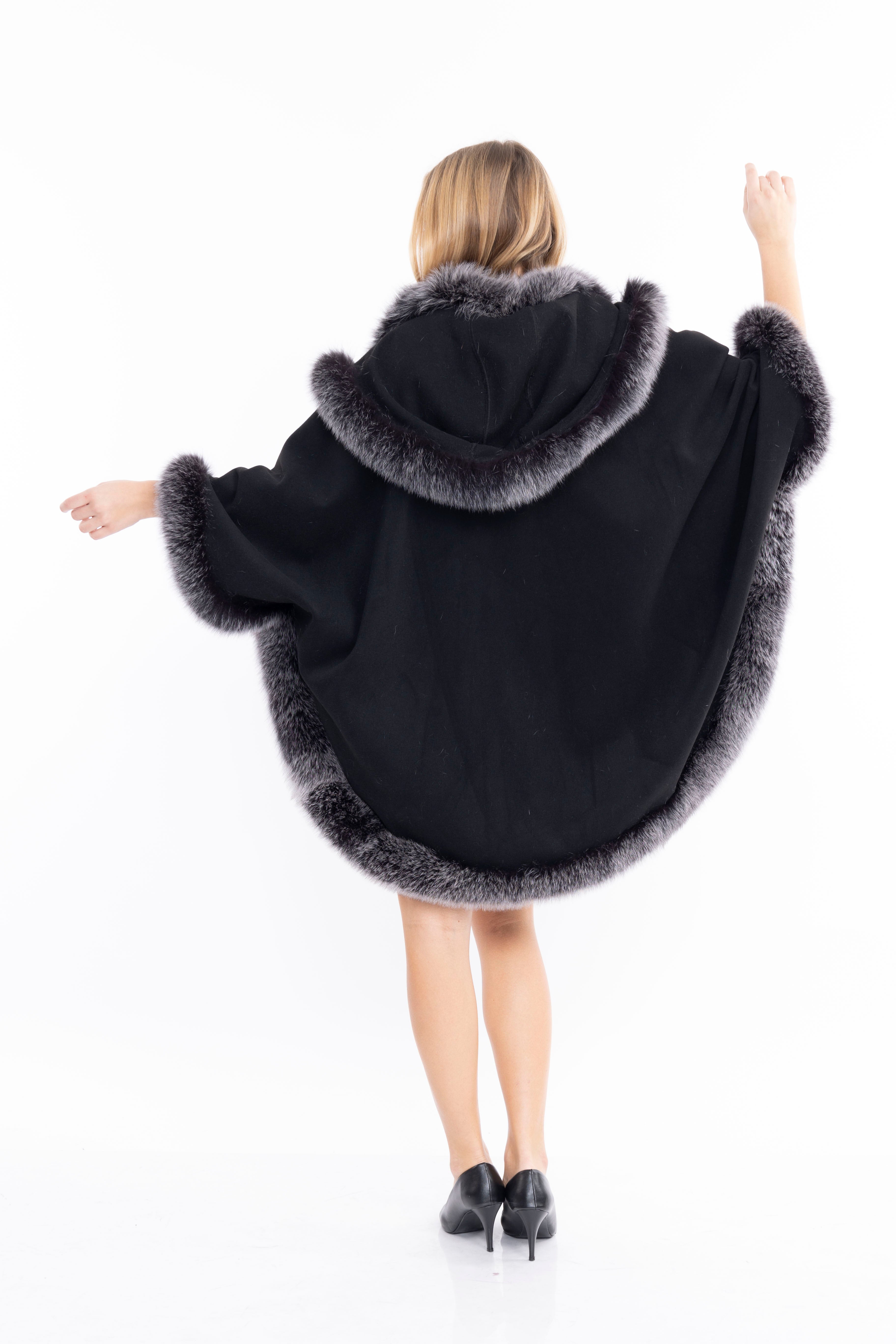 Women's  Pink Wool Poncho with Fox Collar Trimmed Style